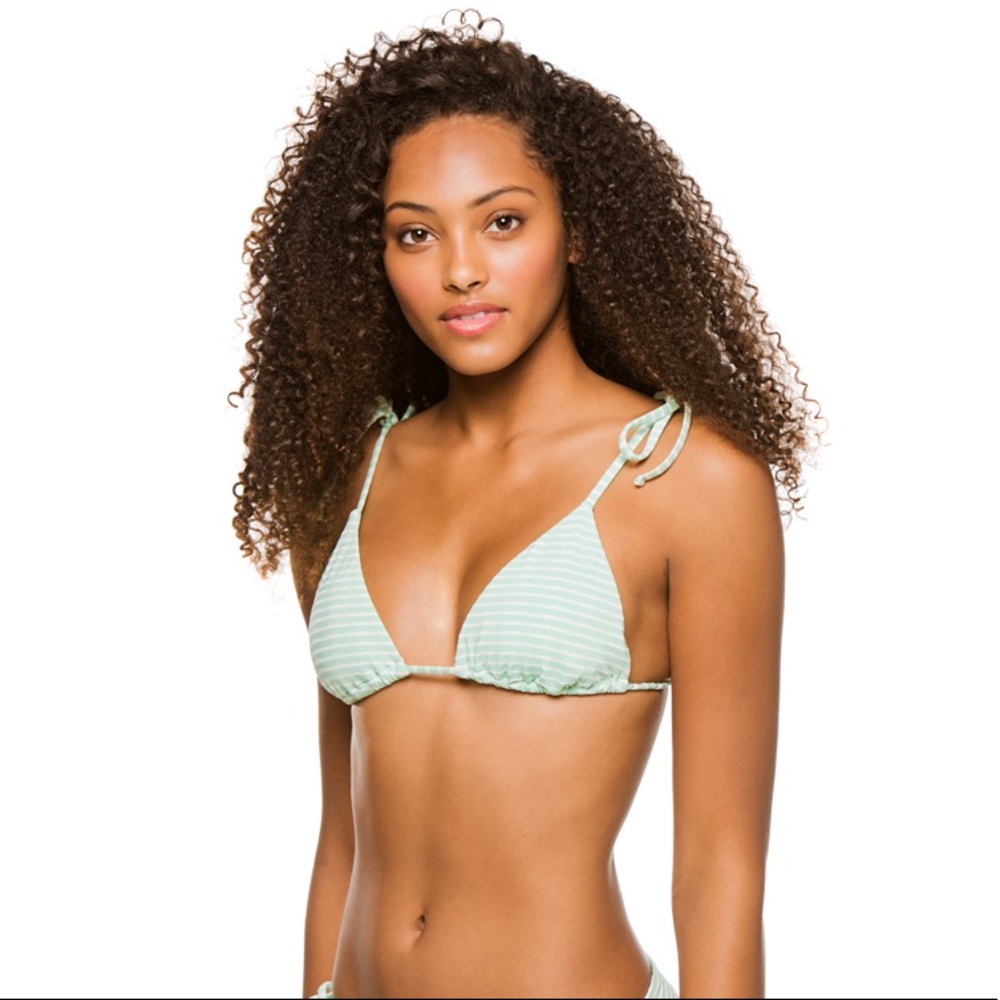 NWT ONIA Avery Sliding Triangle Bikini Top